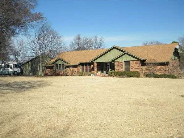 24343 Dawn Ter, Claremore, OK 74019