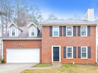 870 Pine Ridge Dr, Stone Mountain, GA 30087