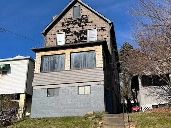 1279 8th Ave, Natrona Heights, PA 15065