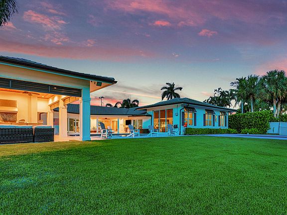 5th image of 859 Country Club Dr