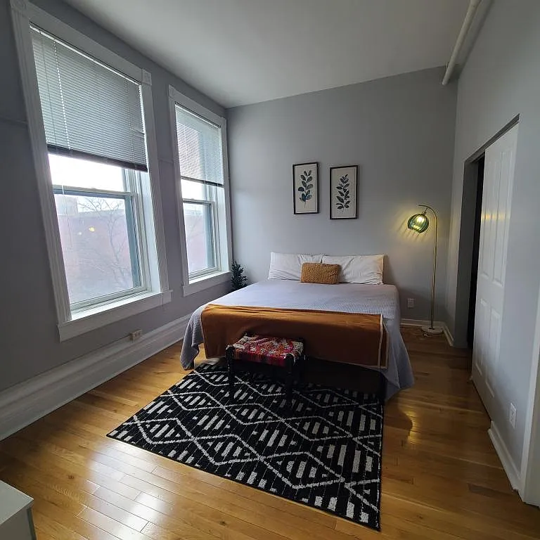 112 W Washington Blvd — Photo 4