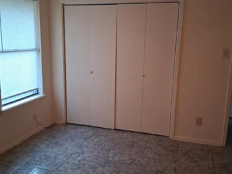 9607 Croxted Rd #9607 — Photo 12