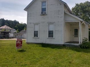 1413 Chestnut St, Coshocton, OH 43812
