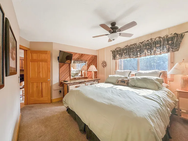 550 S French St #103 — Photo 9