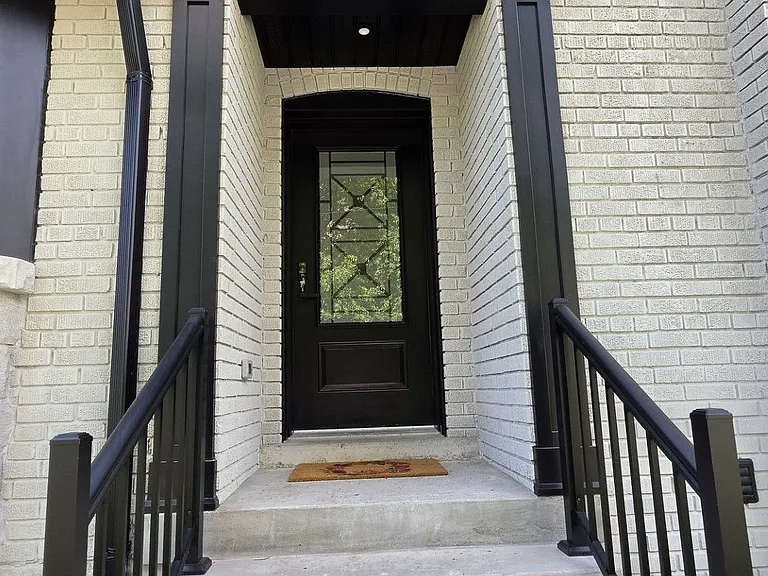 10 Lascelles Blvd #MAIN — Photo 14