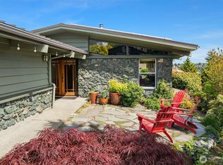 2824 26th Ave W, Seattle, WA 98199