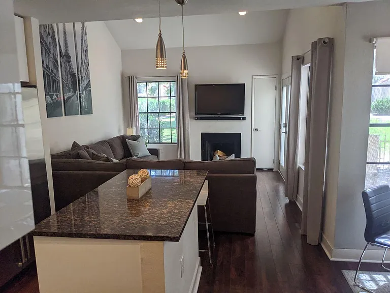 602 N May St #45 — Photo 13