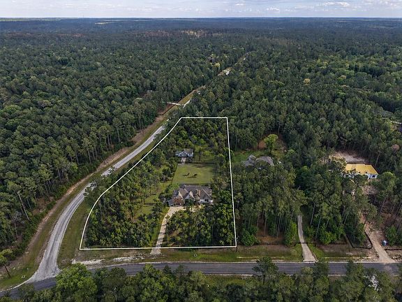 3rd image of 411 Sundog Rd
