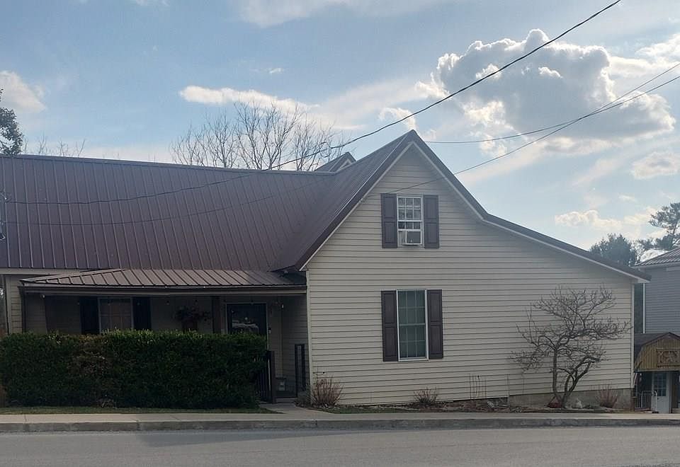 1st image of 105 Morgan St