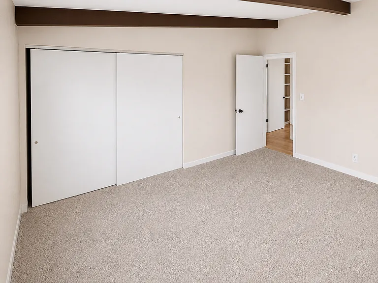 1430 Hopley Ave — Photo 8
