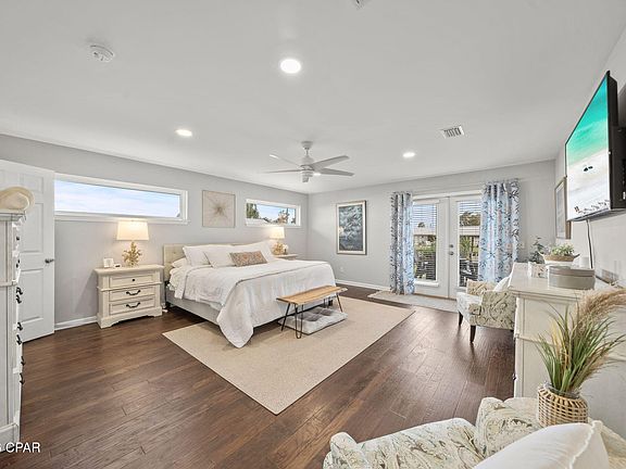 4th image of 700 Driftwood Dr
