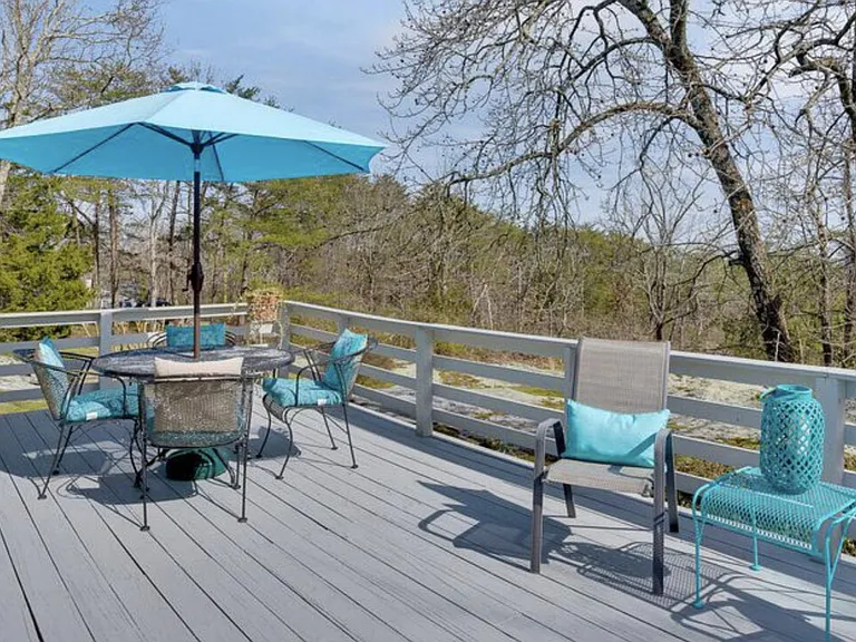 219 Rainbow Dr — Photo 24