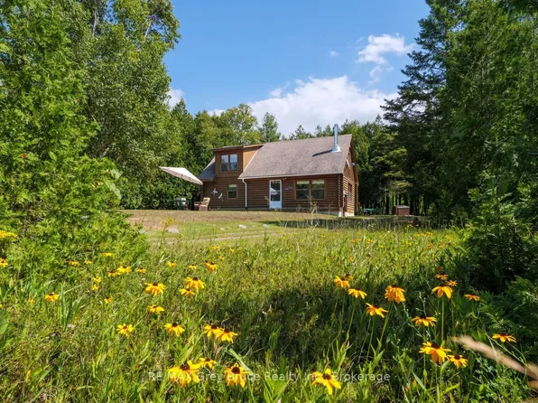 281 Shoreline Ave, South Bruce Peninsula, ON N0H 2T0