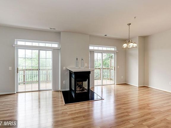 3rd image of 1822 Cedar Cove Way #201