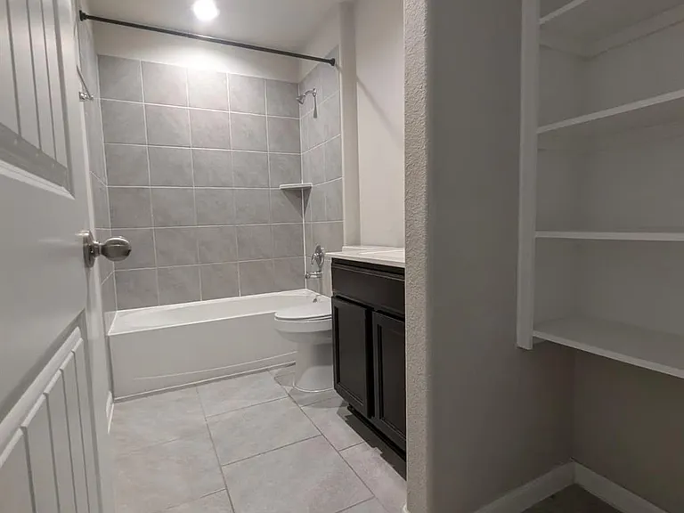 3518 Windham Way — Photo 3