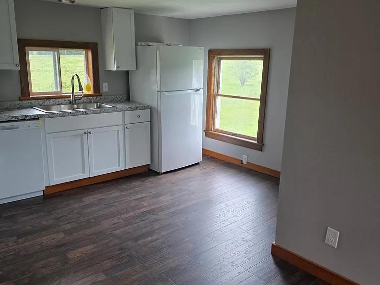 219 Van Dorn Rd S #2 — Photo 5