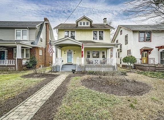 2nd image of 4208 Forest Hill Ave