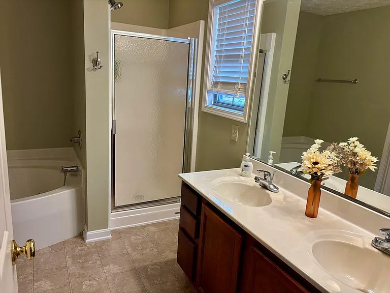 4710 Bay Cove Ct — Photo 34