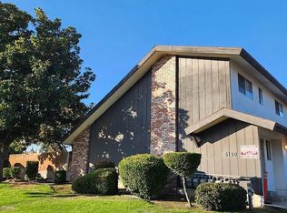 5120 Appleblossom Dr APT 4, Bakersfield, CA 93309