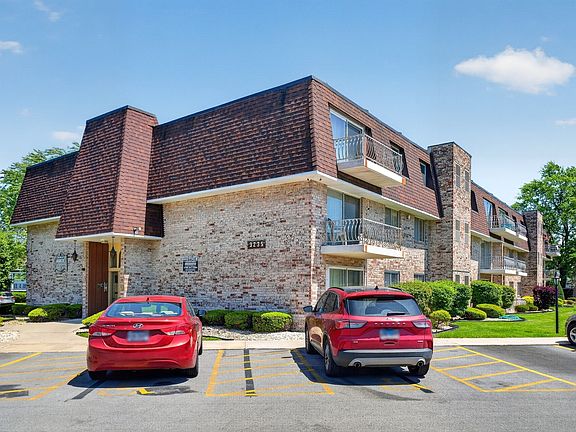 4th image of 3235 S Manor Dr APT 104