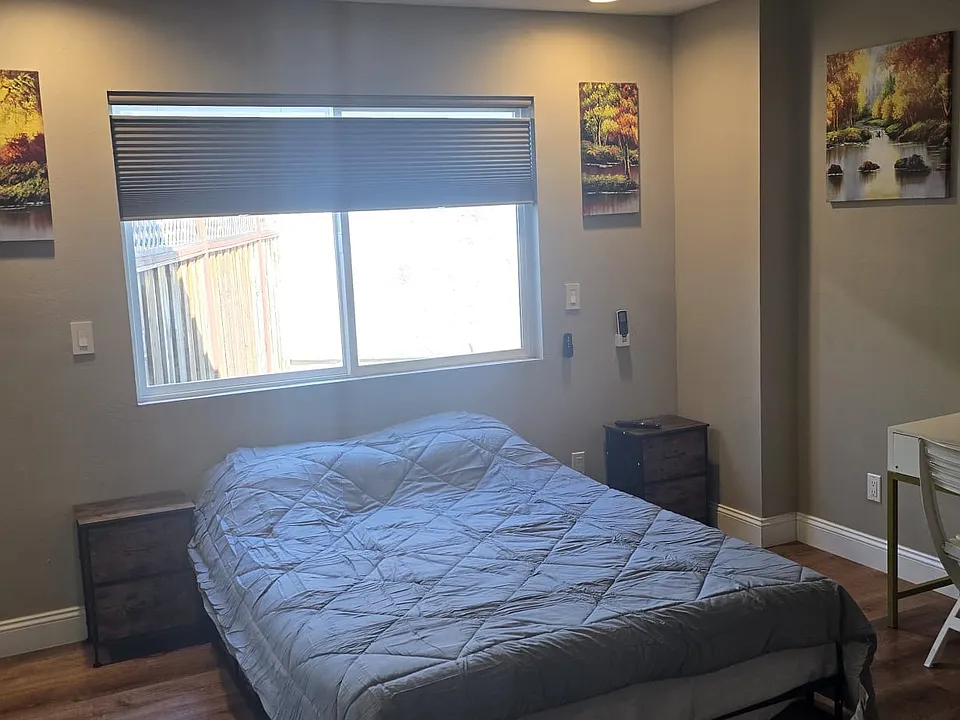 2604 Sierra Vista Ct #115
