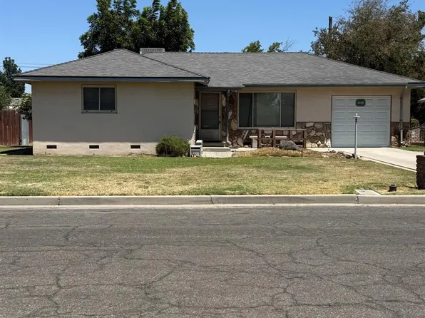 2005 N Mayfair Dr, Hanford, CA 93230