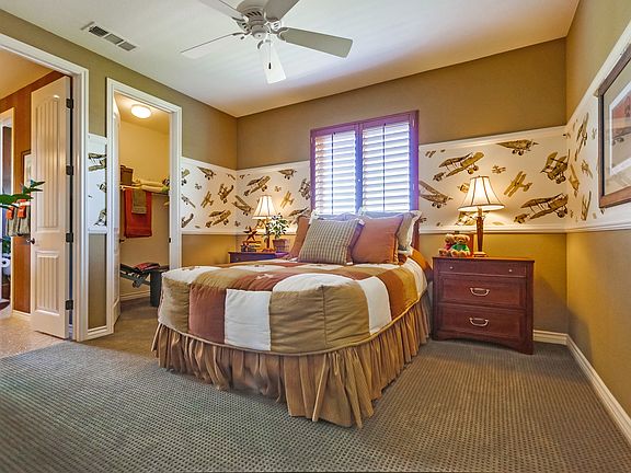 Bedroom suite 5