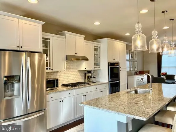 22297 Pinecroft Ter, Ashburn, VA 20148