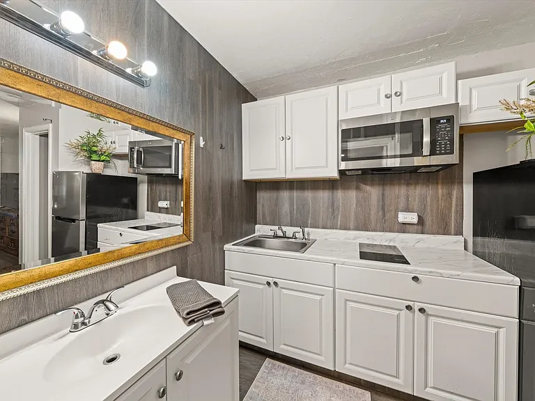 4025 Parkway — Photo 19