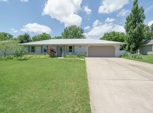 1441 S Daniel Boone Blvd, Columbia, MO 65201
