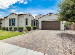 953 E Horseshoe Pl, Chandler, AZ 85249