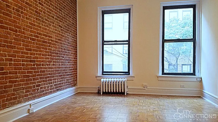 Rented by City Connections Realty | media 23