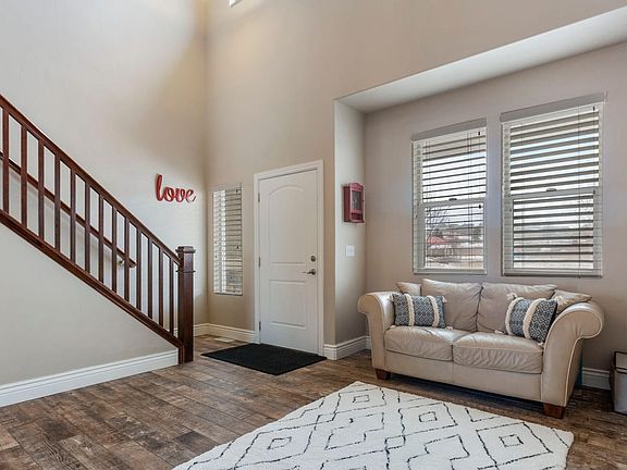 5th image of 263 W Autumn Creek Dr