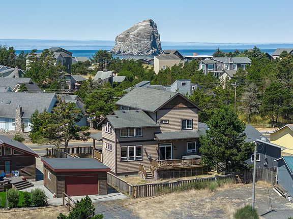 4th image of 34625 Cape Kiwanda Dr