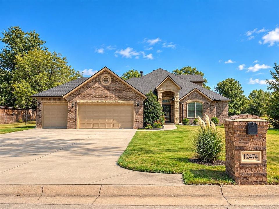 1st image of 12474 Deer Valley Rd