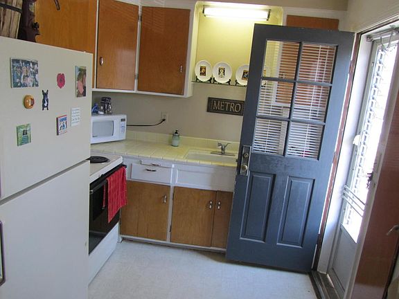 2nd image of 9223 W North Ave