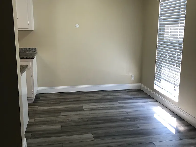 2515 Benvenue Avenue — Photo 29