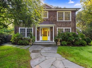 4 Two Rod Hwy, East Hampton, NY 11937