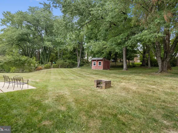 9716 Dale Dr, Upper Marlboro, MD 20772