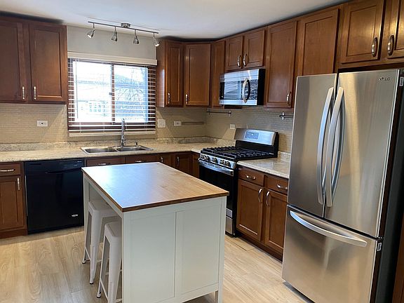 2nd image of 100 Terry Dr