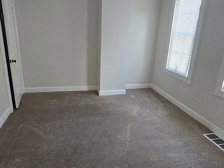 1624 Castle Ave #DOWNSTAIRS — Photo 32