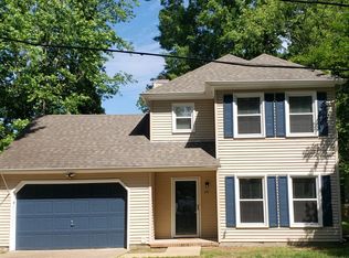 26 Center St, Newport News, VA 23606