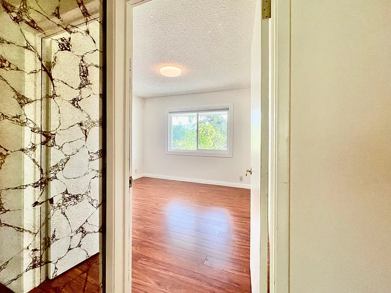 6725 Lennox Ave — Photo 45