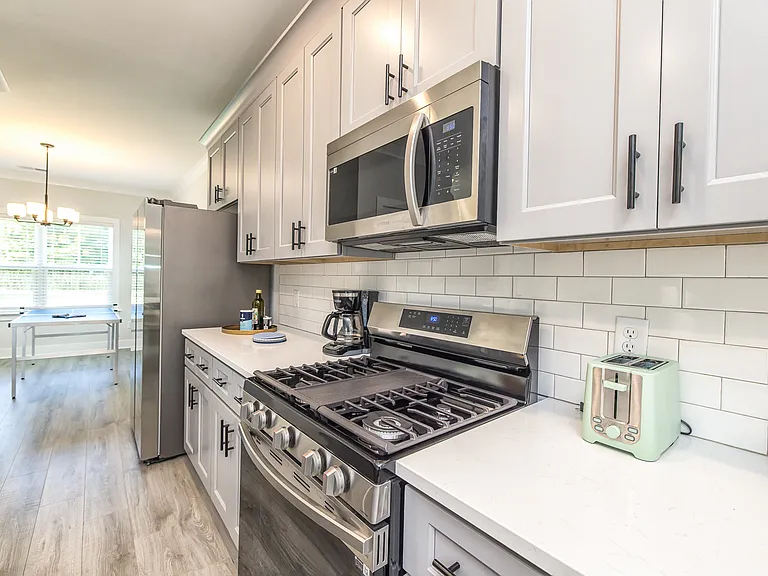 4811 Shelley Dr — Photo 35