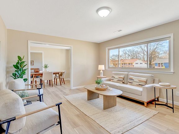 5th image of 1612 Sunray Dr