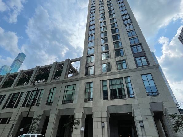 514 N Peshtigo Ct #3307