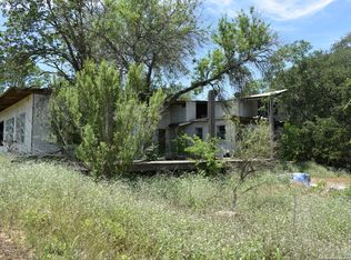 7235 S Payne Rd, Somerset, TX 78069