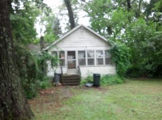 31 Cedar Lake Rd, Chelsea, MI 48118