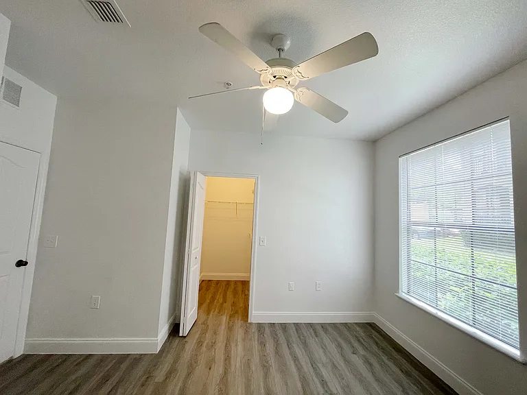 6153 Metrowest Blvd #101 — Photo 11