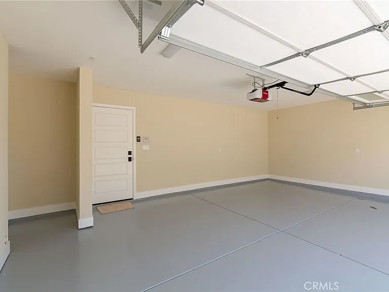 11845 Grevillea Ave — Photo 29